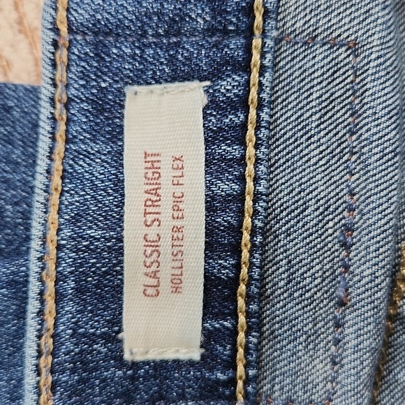 Hollister Men's Slim Fit Jeans in Deep Blue, 30x32, Classic Straight - Picture 5 of 6